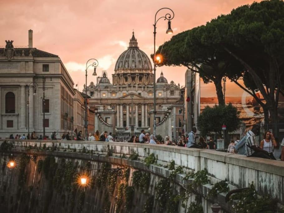 Roman Vatican Apartment Freewifi エクステリア 写真